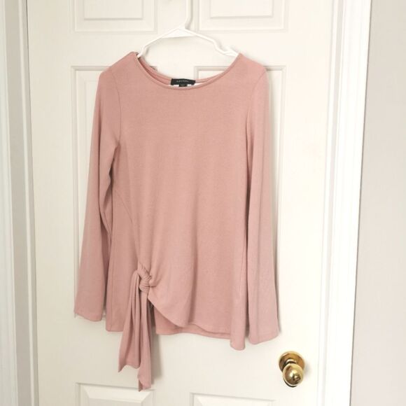 2/$30 Karen Kane Long sleeve shirt size M - Picture 1 of 4